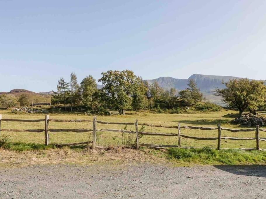 Pandy Farmhouse - Panoramic Mountain Views Within Snowdonia'S National Park - 4X4 Recommended Долгеллау Экстерьер фото