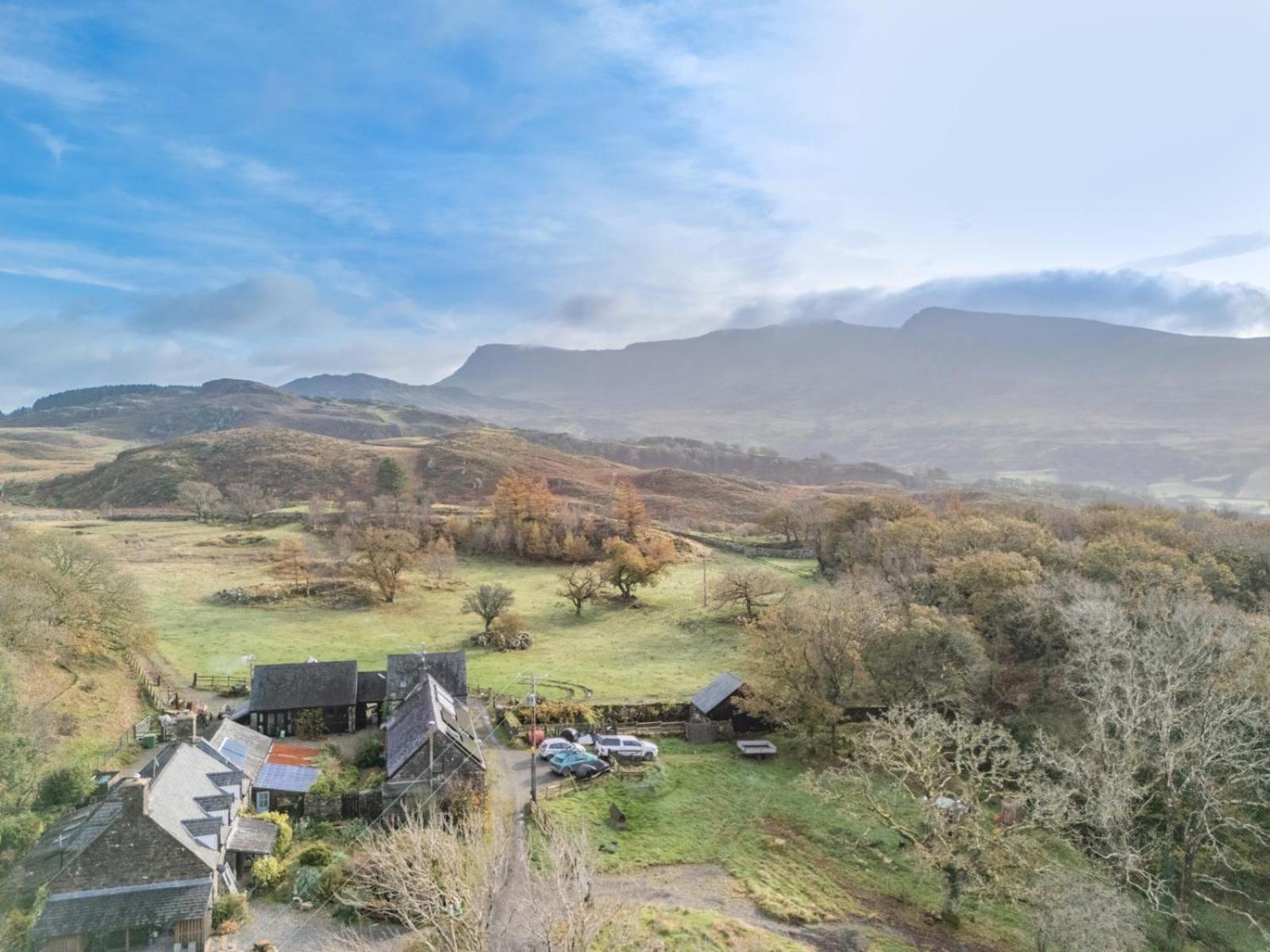 Pandy Farmhouse - Panoramic Mountain Views Within Snowdonia'S National Park - 4X4 Recommended Долгеллау Экстерьер фото