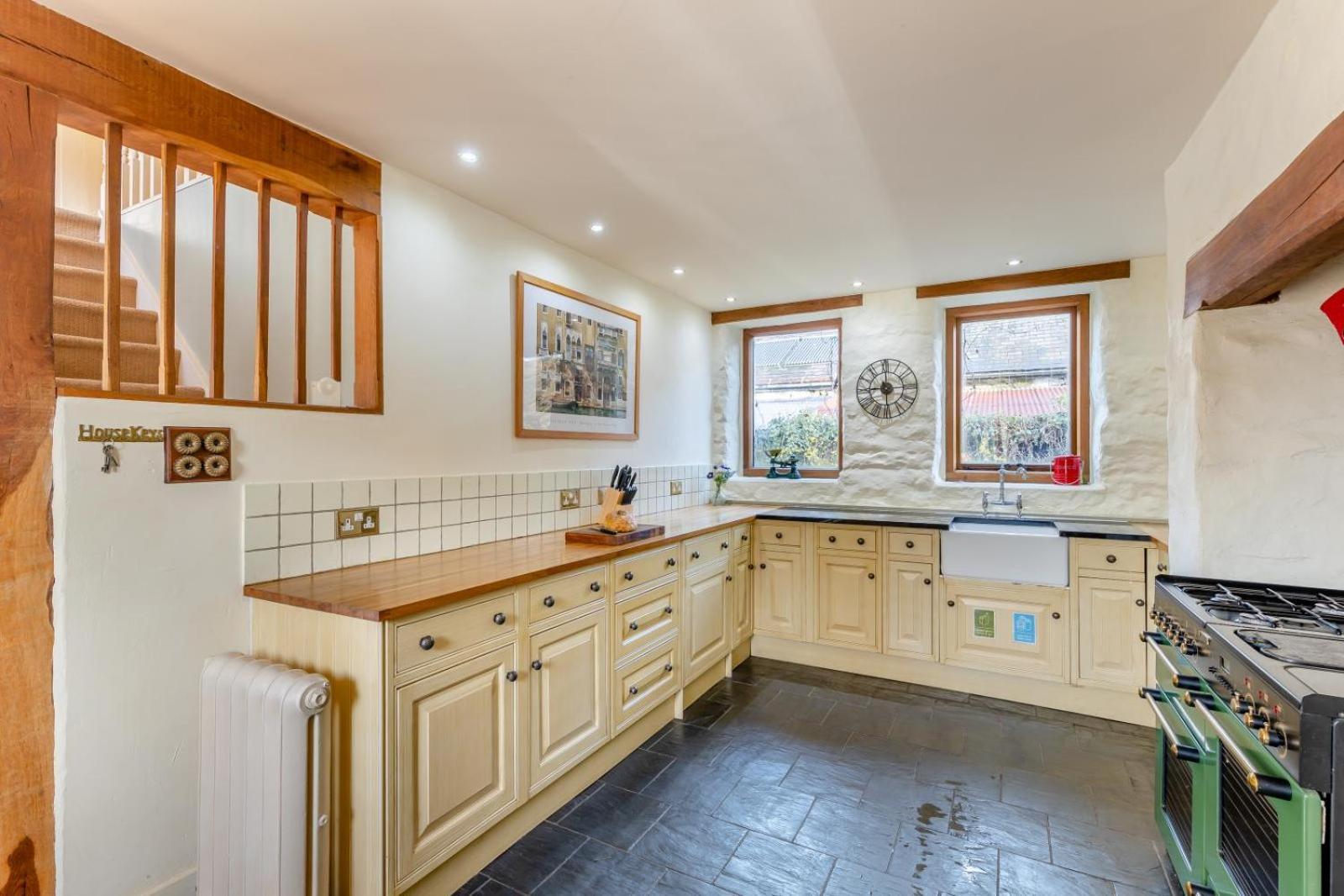 Pandy Farmhouse - Panoramic Mountain Views Within Snowdonia'S National Park - 4X4 Recommended Долгеллау Экстерьер фото